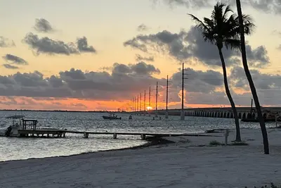 Image de Long Key Condos Oceanfront property with beautiful sandy beach, pool, tennis