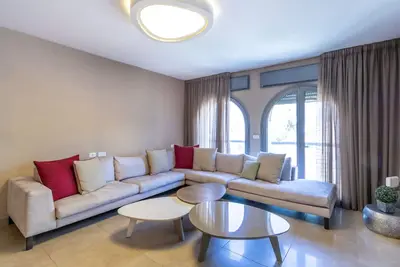 Image de Luxury. Chic. Central