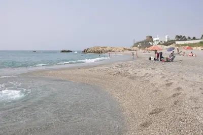 Image de Appartement \"Residencial Duquesa Fase I\" avec terrasses, piscines partagées et Wi-Fi.