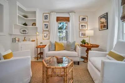 Image de Pet Friendly Cottage In Thunderbolt w/ Parking + Large Yard by Lucky Savannah