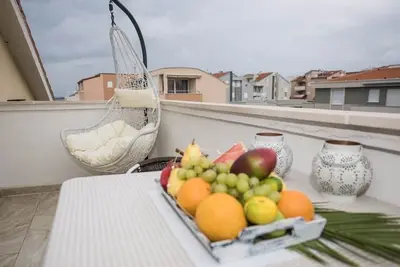 Image de Ema & Toto / Tastefully furnished apartment with attention to detail