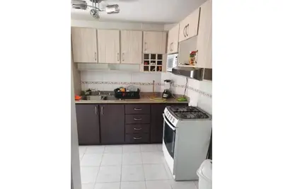 Image de Quiet and cozy apartment: 2 bedrooms 2 bathrooms and balcony.