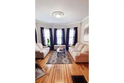 Image de Centrally located in the heart of Boston near T