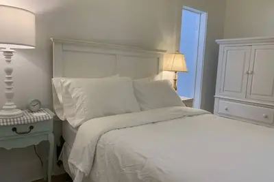 Image de Retreat Across the Street from Wyo Capitol