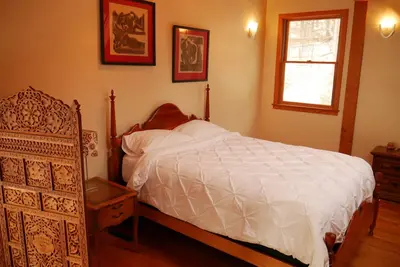 Image de Cozy Valley View Post & Beam Villa!