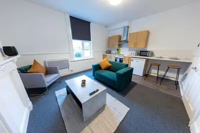 Image de Appartement-Salle de bain privée séparée-Vue sur Rue