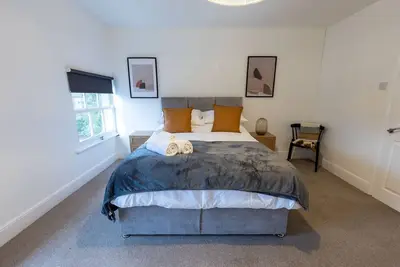Image de Appartement-Famille-Salle de bain privée séparée-Vue sur Rue