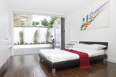 Image de Famille-Appartement-Salle de bain privée-Vue sur Jardin-Iffley Flat 2
