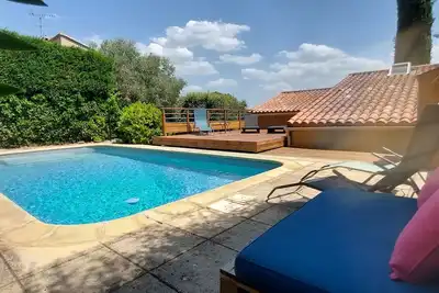 Image de Parc Naturel du LuberonAppartement dans villa, piscine, calme, vue panoramique