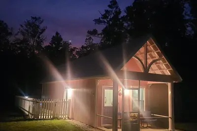 Image de Castaway Tiny Home in Bon Secour near Bon Secour River, 8 miles to sportsplex