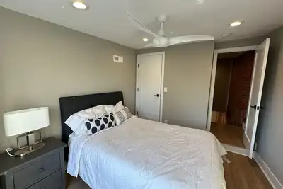 Image de Fully-Furnished Rental: Spacious 3br/2ba with Brand New Amenities