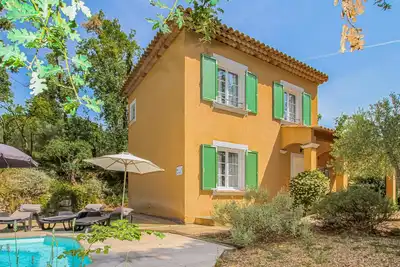 Image de Belle maison de 3 chambres à Callian