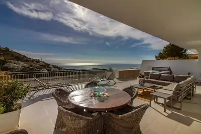 Image de Magnifique appartement de 2 chambres à.