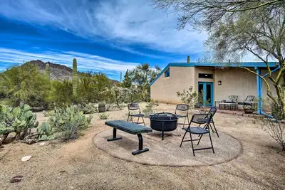 Image de Sunny Tucson Home w/ Patios on 5 Acres!