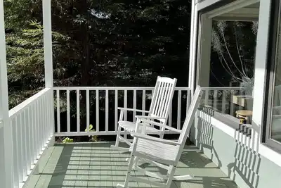 Image de Peaceful Retreat with Ocean Views, Tall Pine Trees, and Beautiful Garden