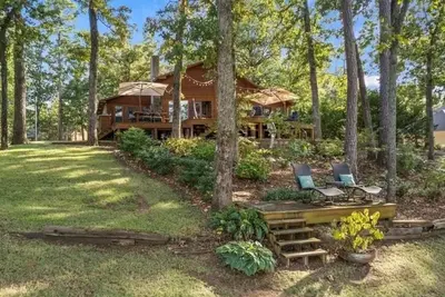 Image de Lakefront Cottage with 25% Early Booking Discount!