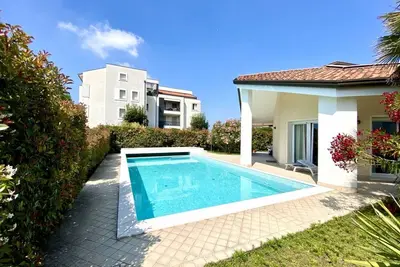 Image de Villa Con piscina - Carraro Immobiliare Jesolo
