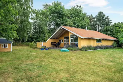 Image de Family-friendly cottage near the beach