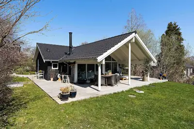 Image de Holiday home within walking distance to the water