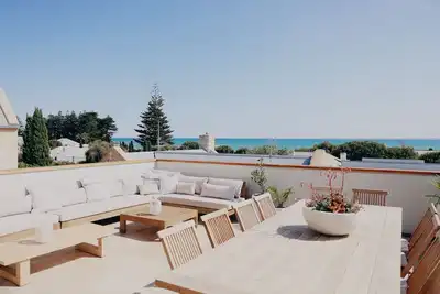 Image de Church on the Hill- luxury in the heart of Robe-spa, 🔥fire, ocean 🌊 views, beach