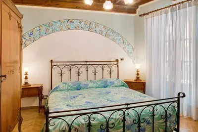 Image de Appartement 'La Rocca di Efisio - Freisa' avec balcon, Wi-Fi et climatisation