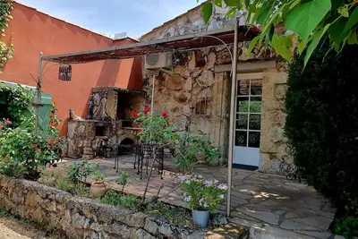 Image de Appartement indépendant dans mas de caractère