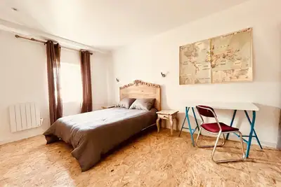 Image de Maison au pied de la Cité