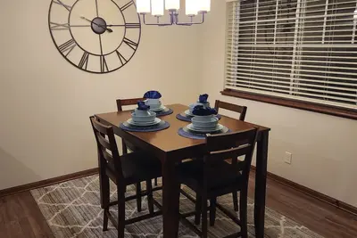 Image de New spacious 3br Townhouse located in Southwest Lincoln with Fenced in Back yard