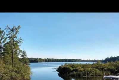 Image de Private Waterfront, Pontoon Rental Available, Pet Friendly- Hot Tub