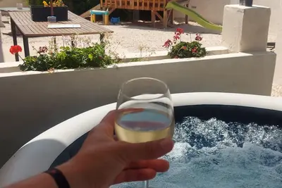 Image de Quiet villa with its jacuzzi located between the city of Carcassonne and the beach.