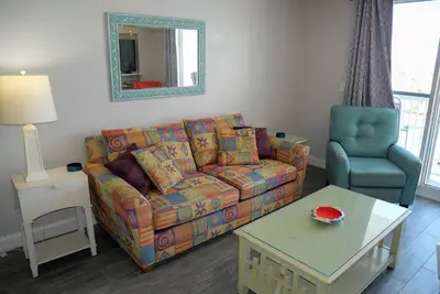 Image de New Listing! Pelican Beach 0108 (1-Bedroom Condo) with Pool by Pelican Beach Management