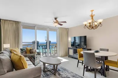 Image de Pelican Beach 0908 (1-Bedroom Condo) with Pool by Pelican Beach Management