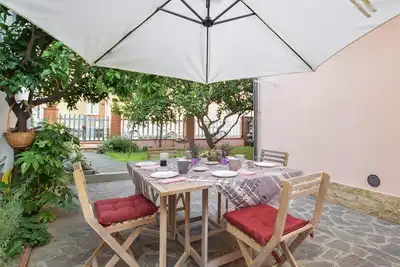 Image de Belle maison à Massarosa avec WiFi