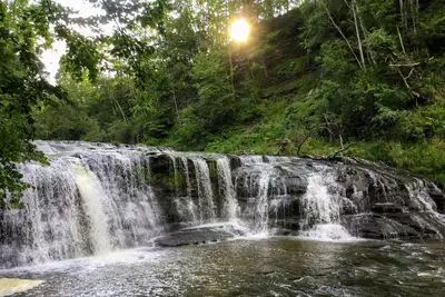 Image de Hemlock Hideaway Cabin with waterfalls, walking trails
