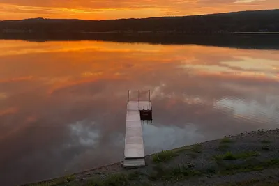 Image de Sunshine Daydream - Galentine's Getaway for Your Gals!