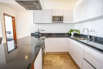 Image de Luxury Condo in the heart of Downtown Cancun! Fast Wifi.