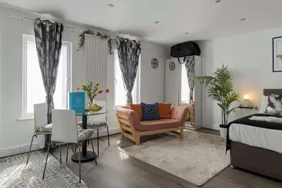 Image de City Centre Studio Apartments (Stoop)-Short Stays Uk Ltd