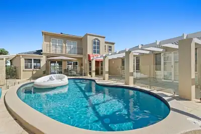 Image de Main River Mansion 5 bed + pool