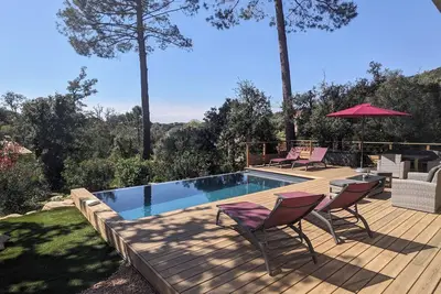 Image de Villa Neuve Indépendante classée 5* Piscine à débordement Chauffée Privée