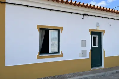 Casa Entre Vinhas