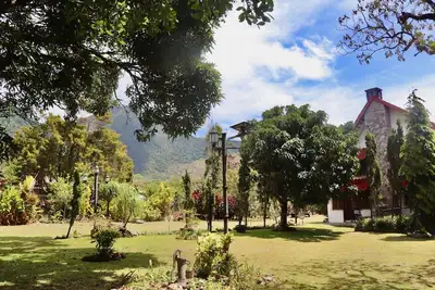 Image de Hermosa casa de Campo en el centro del pueblo