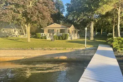 Image de Lake Frontage, swimming area, close to golf