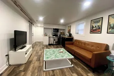 Image de Ukrainian Village Hideaway