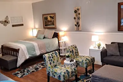 Image de Guesthouse/apartment 5 minutes from Hospital, convenient center, and freeway