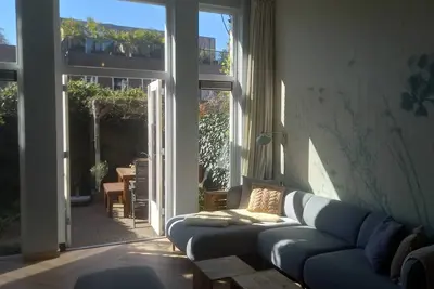 Image de Lovely family home in Amsterdam with private parking