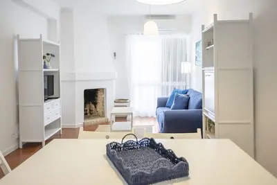 Image de Bright 2br Apartment with Private Balcony | Albufeira, by Hopstays