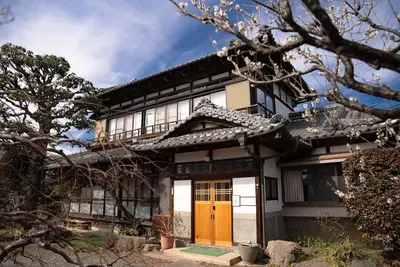 Image de A 10minute walk from Ryuo Station Kashi no Ie w - oak house / Kai Yamanashi