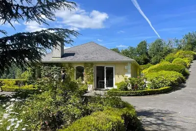 Image de 'Ripponlea' Inistioge with a view