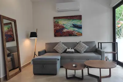 Aku-Chic | Newly furnished condo | jungle pool