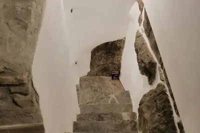 Image de The cave, medieval village between history and Art